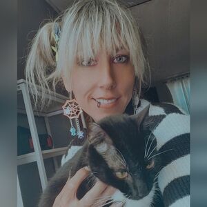 Meet your Posher, Brandy